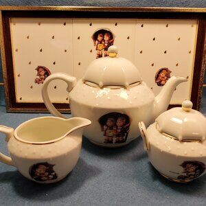 Hummel Porcelain Tea Set & Serving Tray Stormy Weather